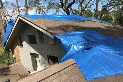 emmergency-roofing-tarping-service