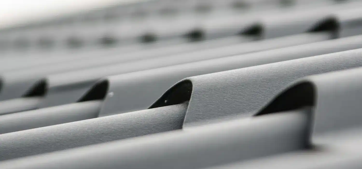 how-long-does-a-metal-roof-last
